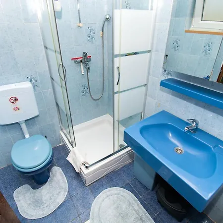 Apartment Snjezana *