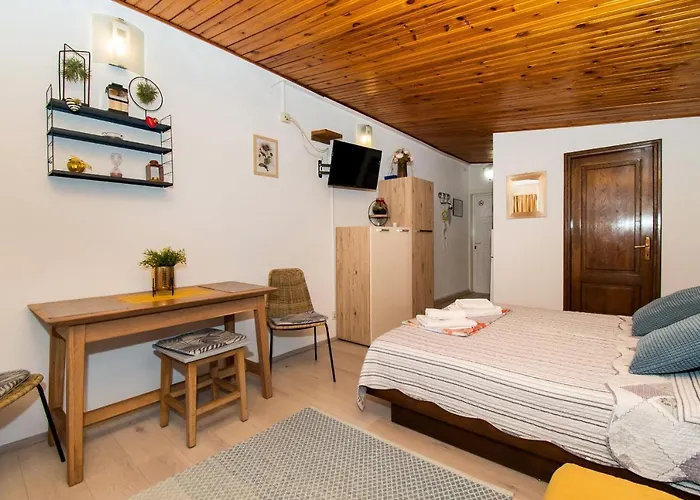 Snjezana アパート *